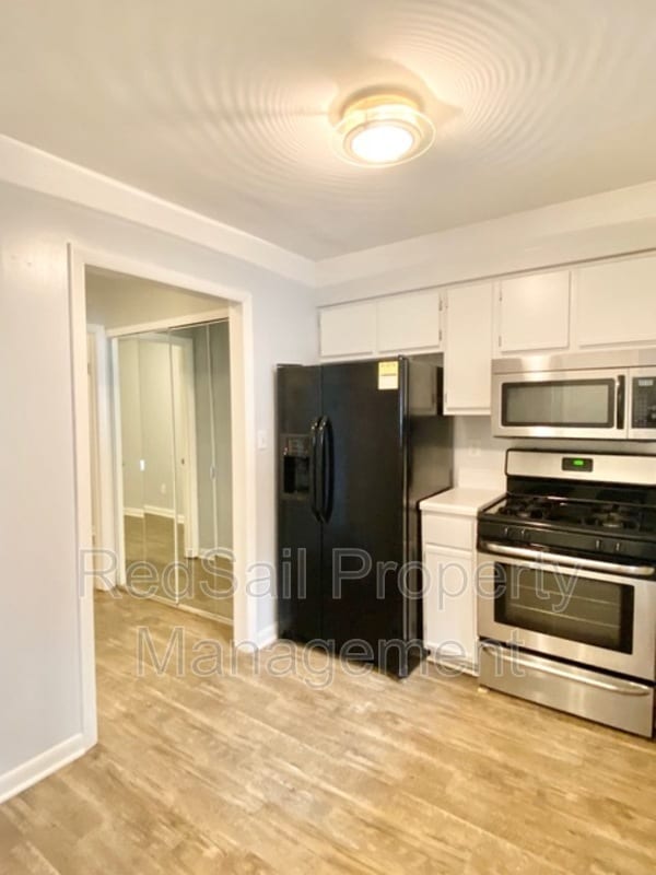 Building Photo - 23 Riverchase Dr