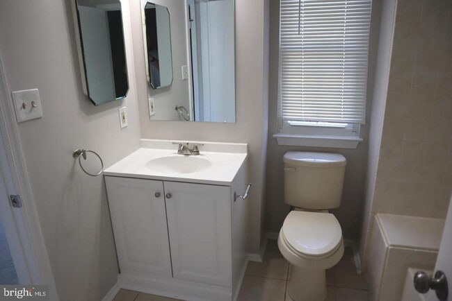 Building Photo - 3030 Ohara Pl