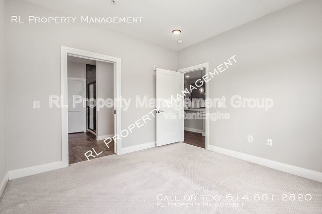 Building Photo - 751 N 6th St