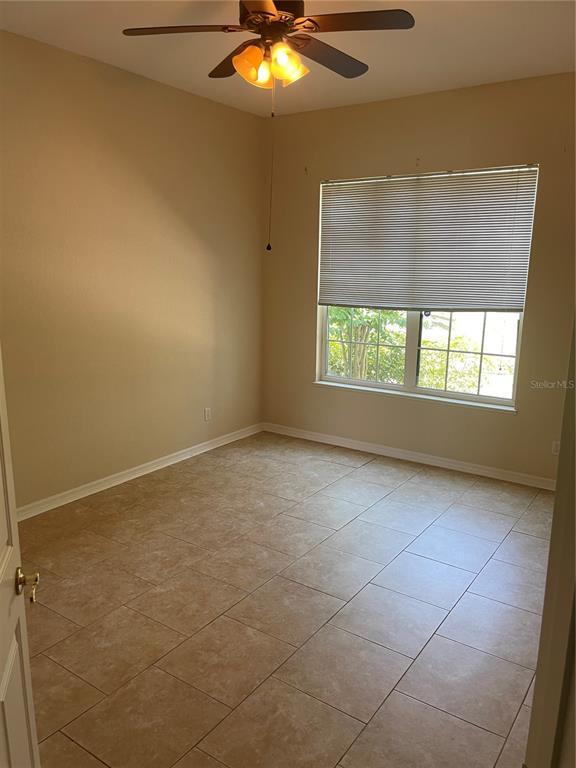 Building Photo - 7701 Carriage Homes Dr