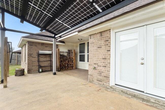 Building Photo - 207 Black Walnut Ct