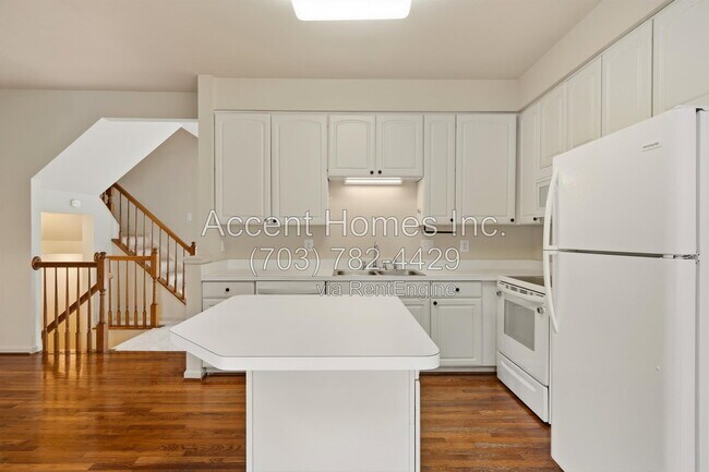 Building Photo - 6514 Osprey Point Ln