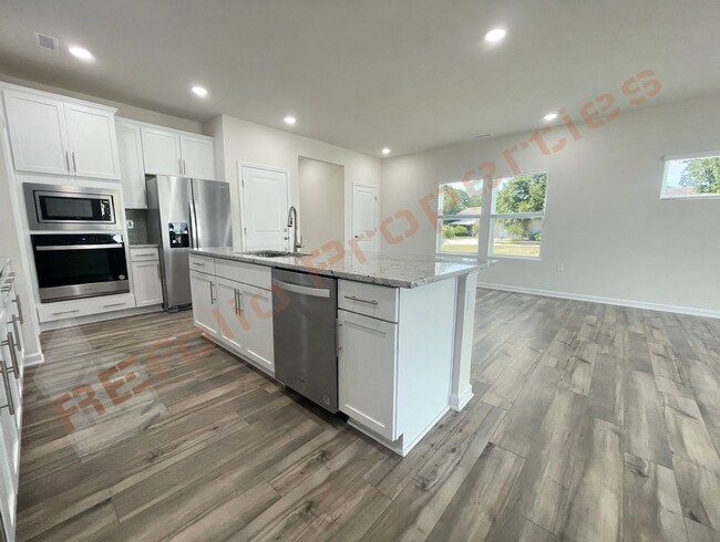 Building Photo - 127 Tourmaline Hl Dr