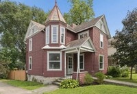 Building Photo - 218 N Sandusky St