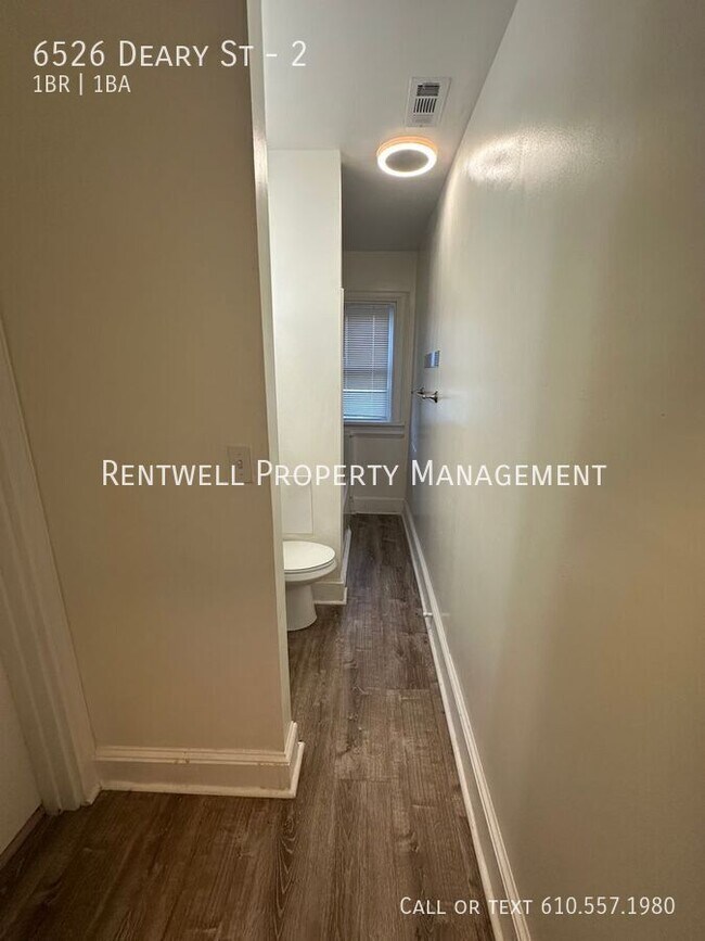 Building Photo - 6526 Deary St