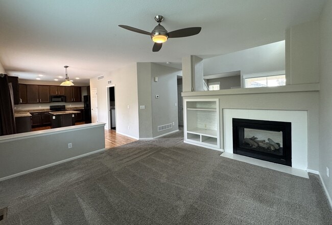 Building Photo - 2390 Broadleaf Loop