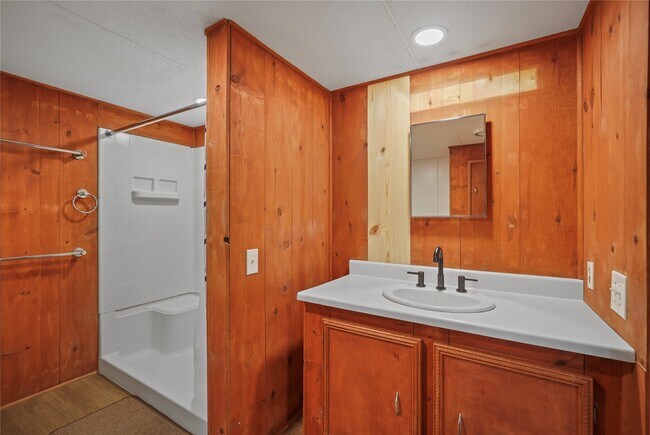 Building Photo - 71 Rd 5221