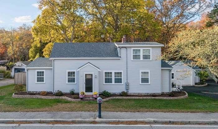 Building Photo - 245 Wareham Rd