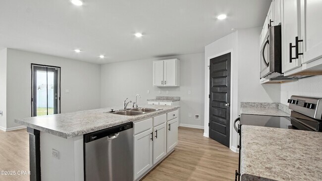 Building Photo - 6488 Slabinski Ln