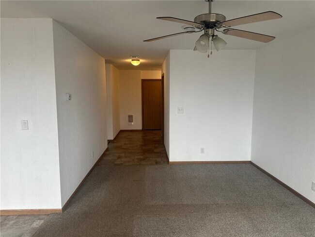 Building Photo - 11 Alta Miikana Rd