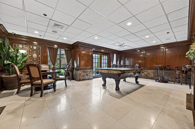 Building Photo - 3525 Sage Rd