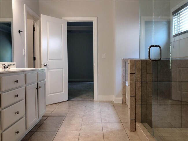 Building Photo - 2691 River Cane Wy