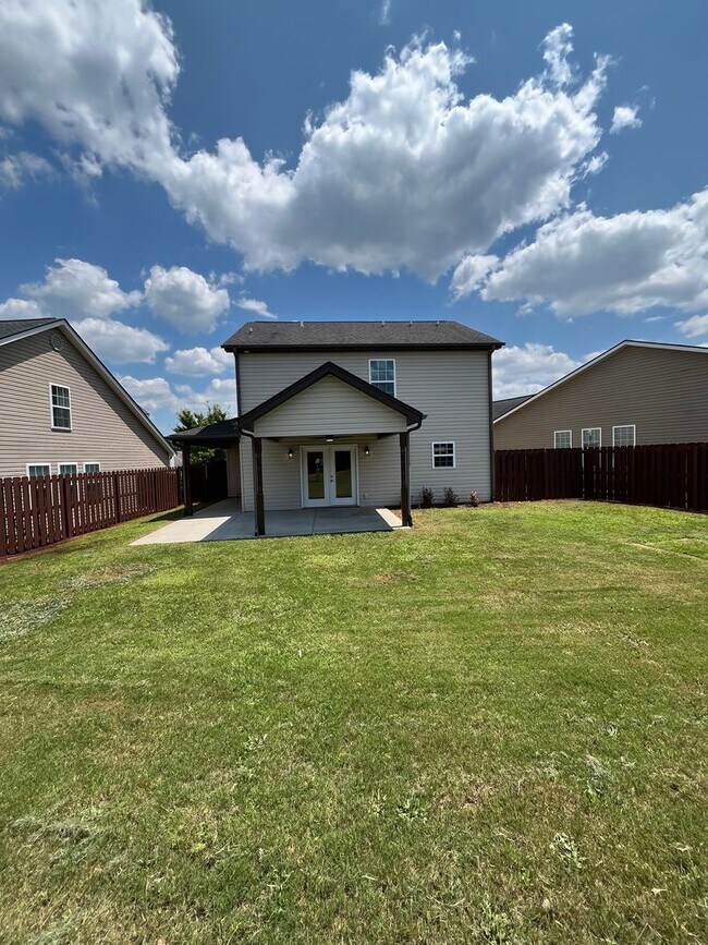 Building Photo - 311 Glenlea Ln