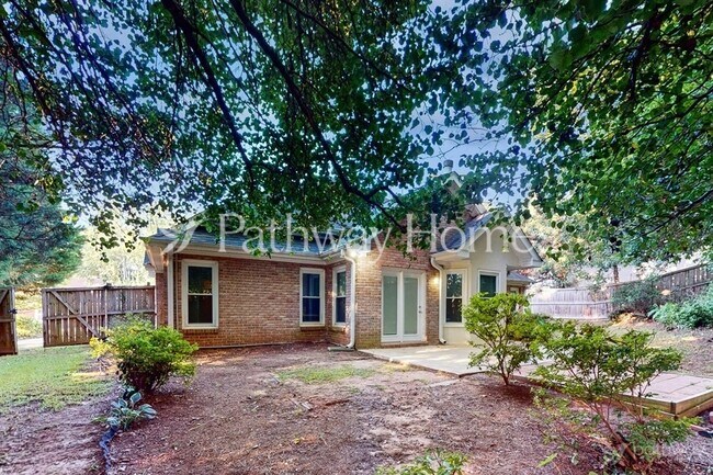 Building Photo - 903 Sweetbay Ct