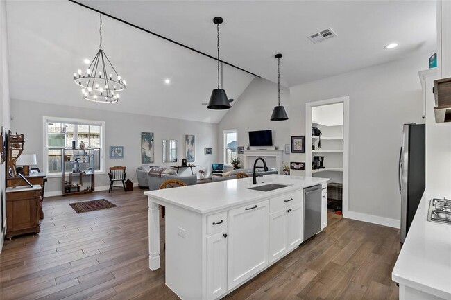 Building Photo - 3534 Parmer Crk