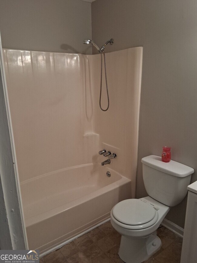Building Photo - 9109 Sterling Ridge Ln
