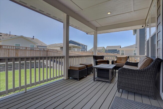 Building Photo - 5-Bed/4-Bath built in 2022!