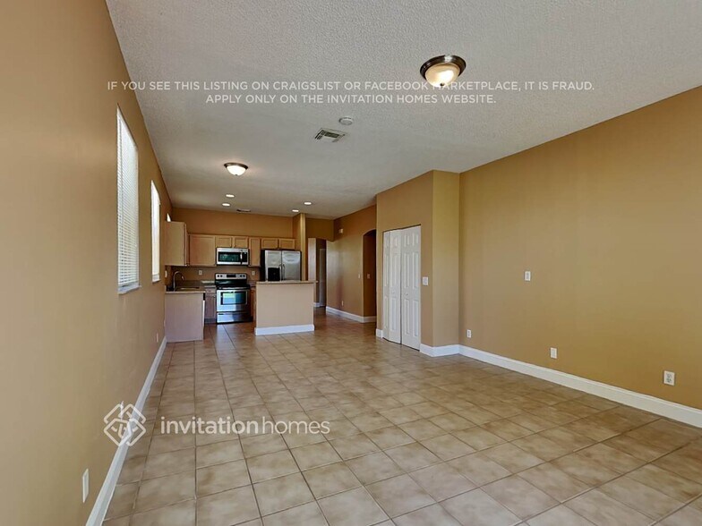Building Photo - 2266 SW 135th Ave