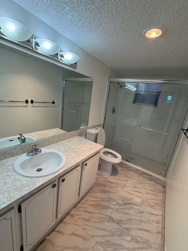 Building Photo - 408 NW 68th Ave