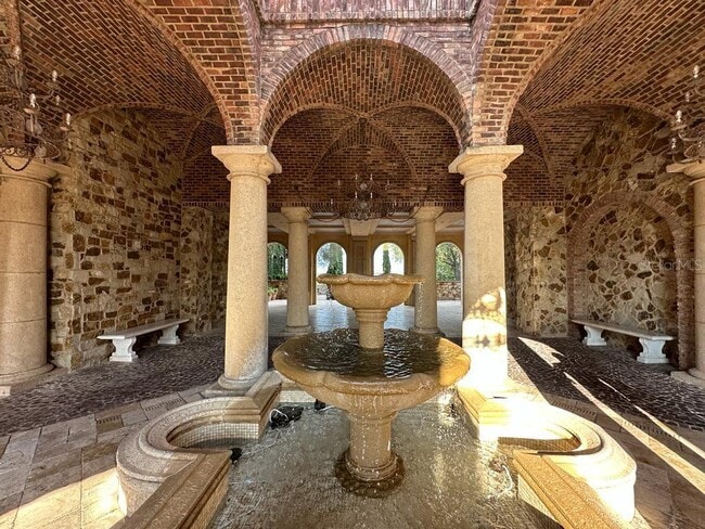 Building Photo - 16029 Volterra Point