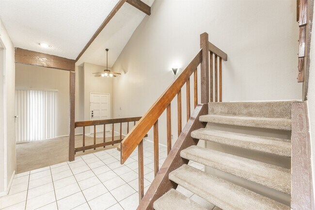 Building Photo - 12926 Greenway Chase Ct