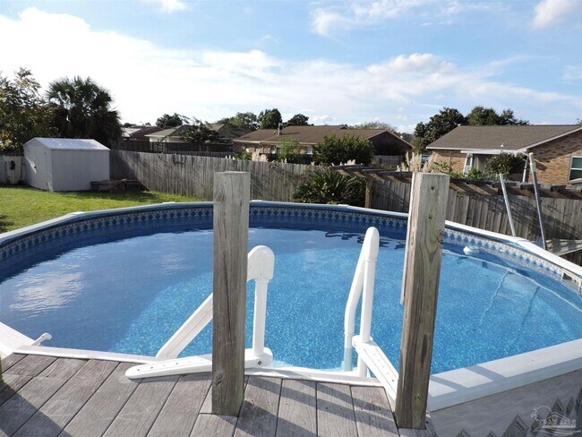 Building Photo - 12134 Longwood Dr