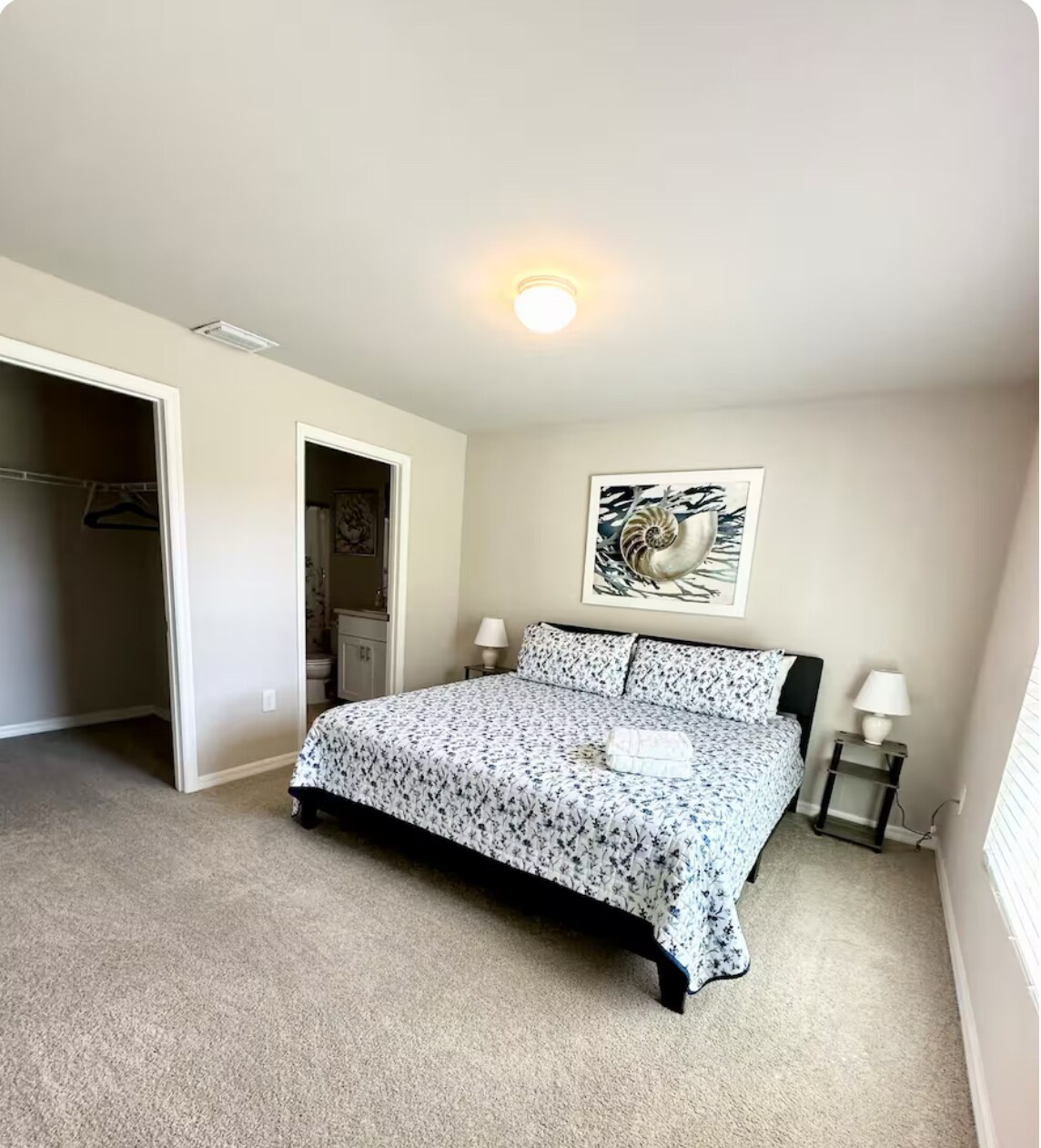 Building Photo - 20253 Navajo Ln