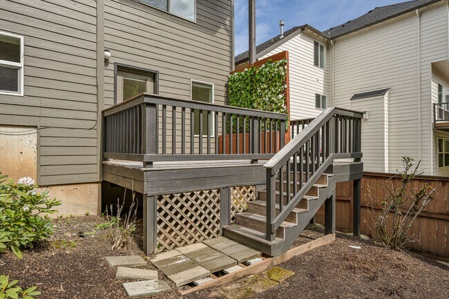 Building Photo - PRICE REDUCTION 5 Bedroom Home in the Sought-After Hillshire Estates of Bull Mountain