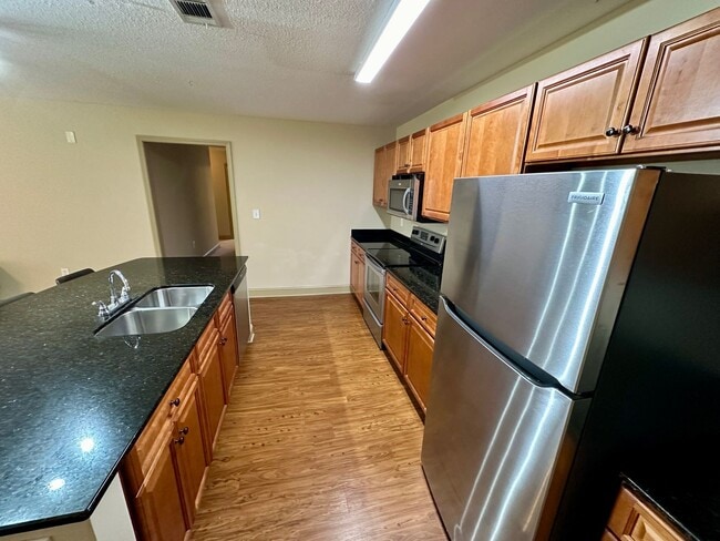 Building Photo - 1624 Muscovy Wy