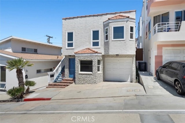Building Photo - 225 42nd St