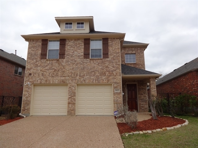 Primary Photo - 1023 Kaylie Street