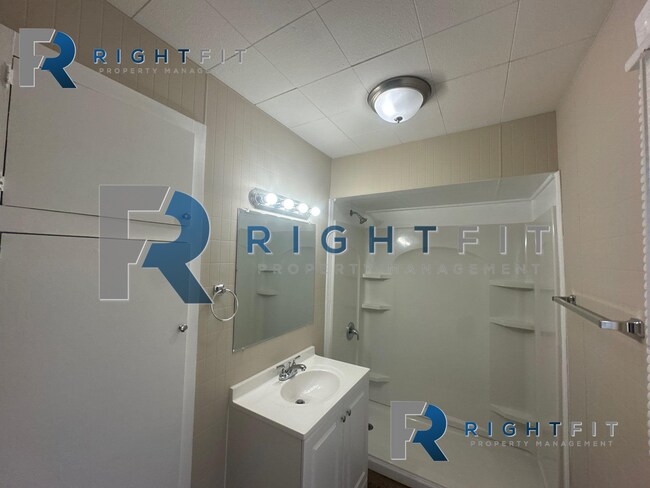 Building Photo - Charming 2 Bedroom Home in Dayton