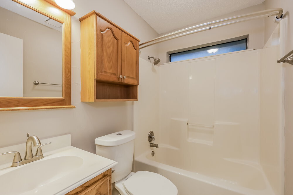 Building Photo - 508 Pleasant Valley Dr