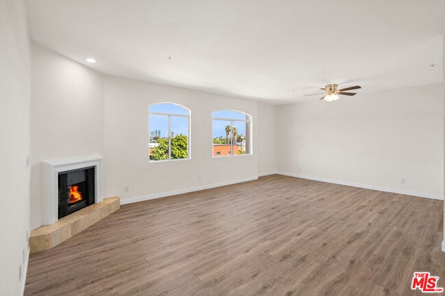 Building Photo - 1255 Federal Ave