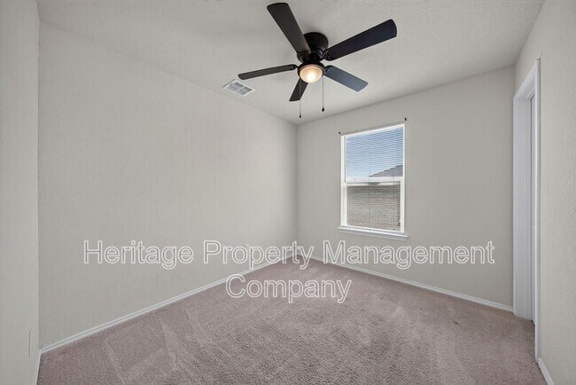 Building Photo - 6326 Willow Point Blvd