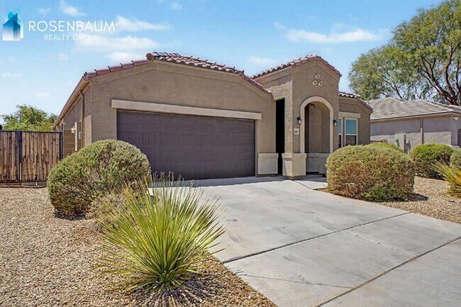 Building Photo - 41917 W Manderas Ln