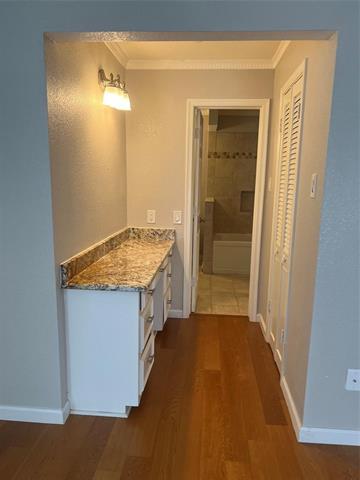 Building Photo - 7135 Blairview Dr