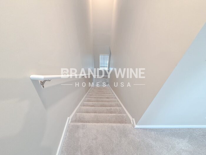 Building Photo - 628 Friesland Dr