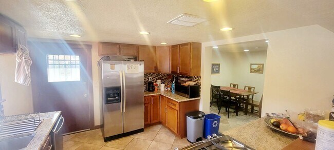 Building Photo - 5BD/3BA Home Near Pearl St, CU, Hiking, Park | $500 OFF First Months' Rent