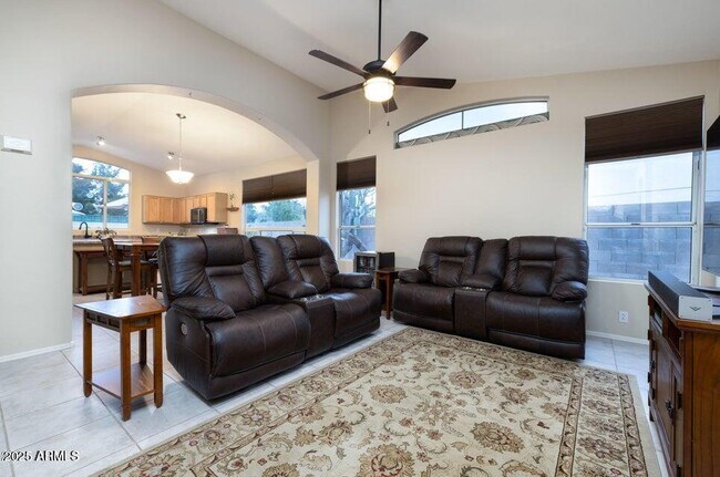 Building Photo - 6546 W Tonopah Dr