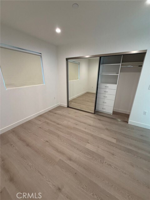 Building Photo - 5972 Jamieson Ave