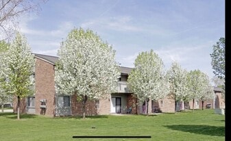 Courtyard in Spring Photo - Bradford Square