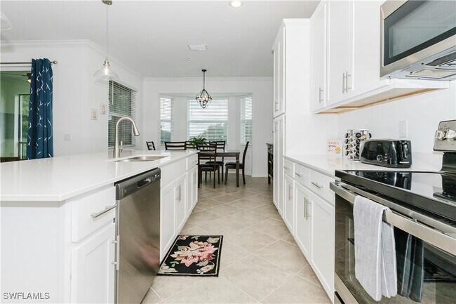 Building Photo - 6034 National Blvd