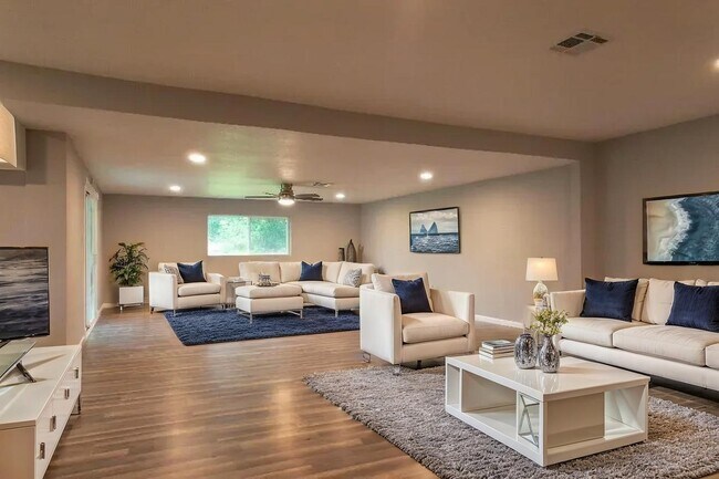 Building Photo - 25373 Goodson Rd