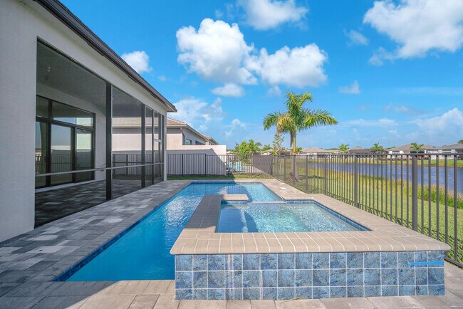 Building Photo - 10990 Violet Mdw St