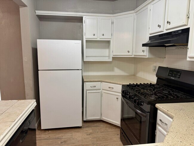 Building Photo - 4818 36th St