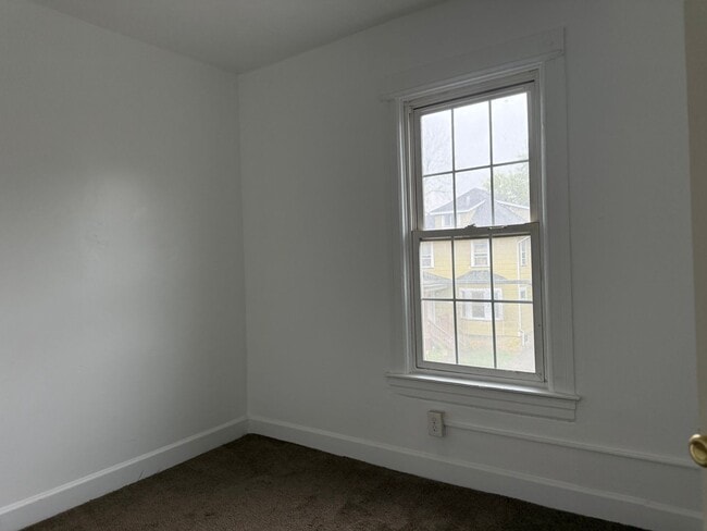 Building Photo - AMINA LLC