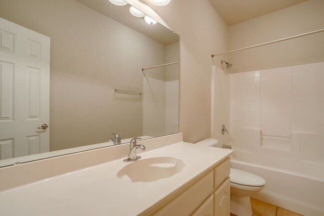 Building Photo - Beautiful Corner Lot Home in North Arlington-  3 Bed, 2 Bath- Ready for New Tenants- Arlington ISD