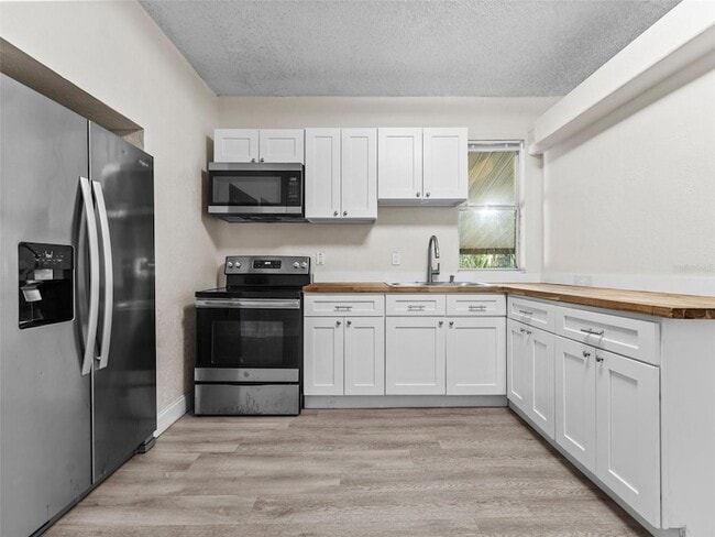 Building Photo - 8210 N Klondyke St