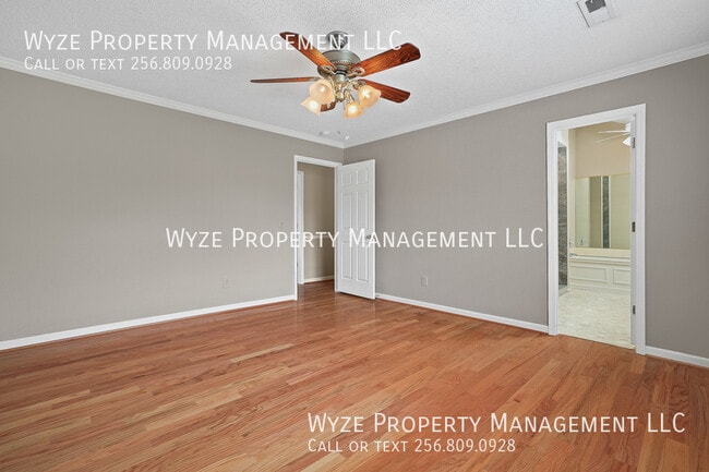 Building Photo - 2202 Manchester Cir SW